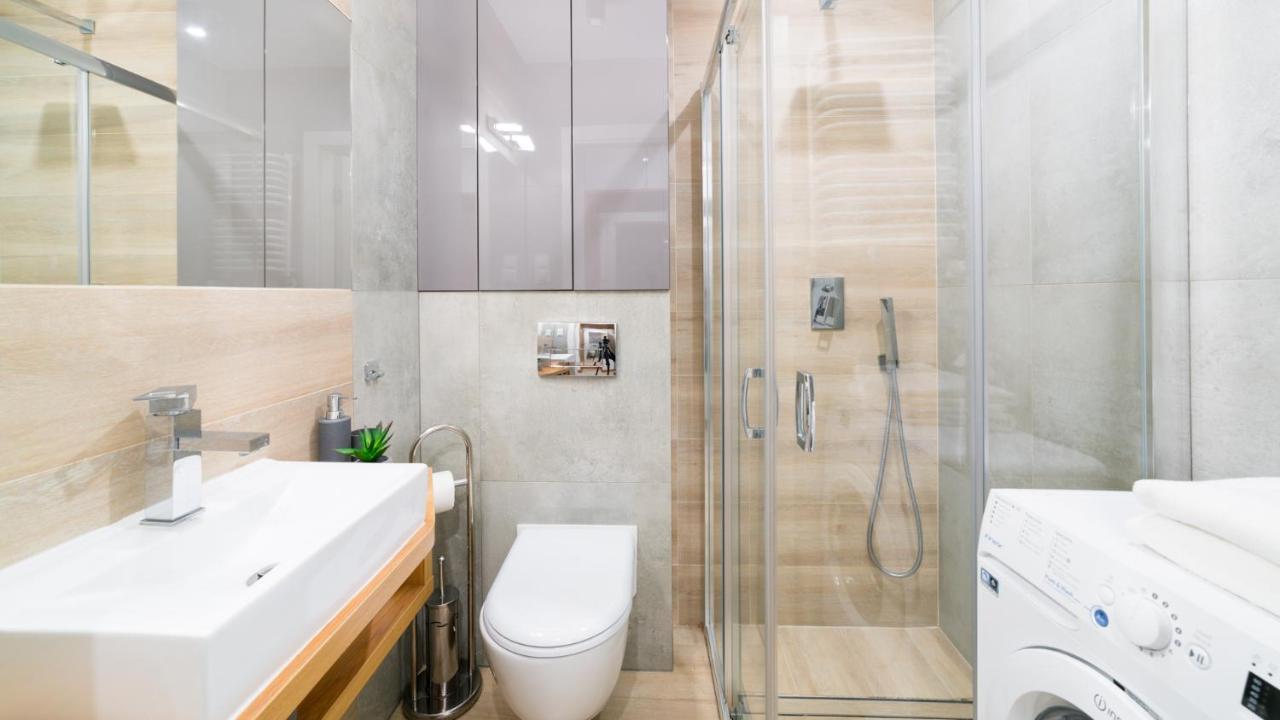 Vacationclub - Nadrzeczna 2b 10 *
